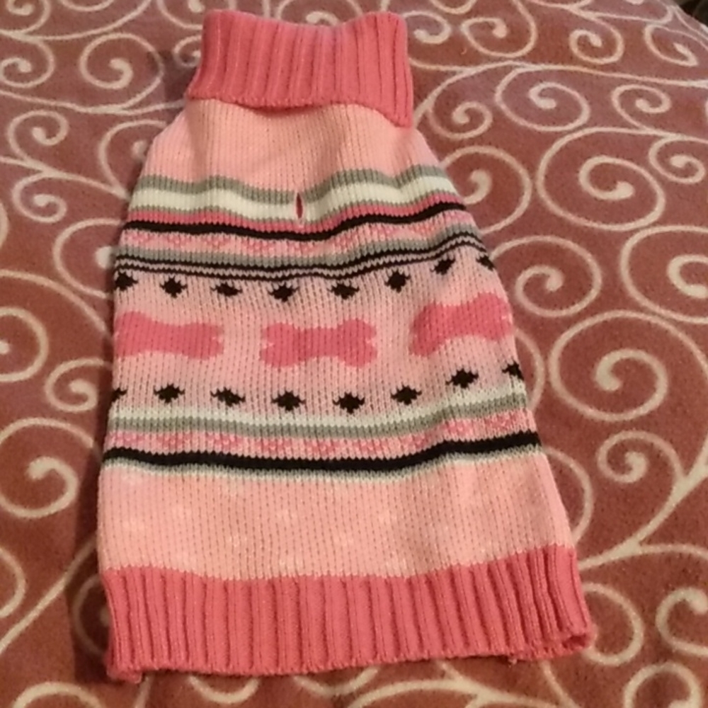 Pink dog sweater EUC size Mediun